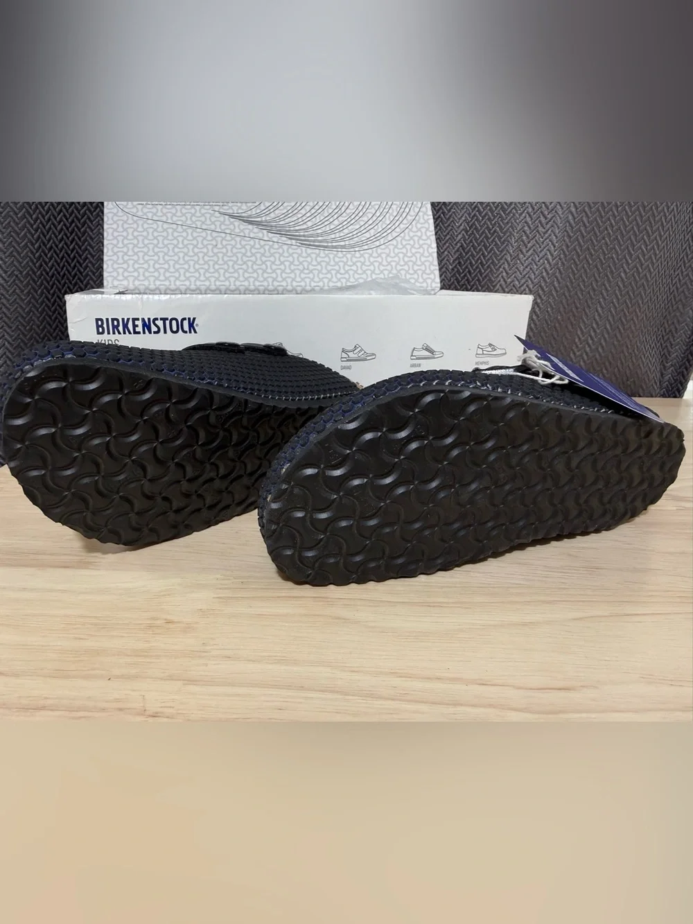 Birkenstock kids Navy and Black Textured Boston Clog